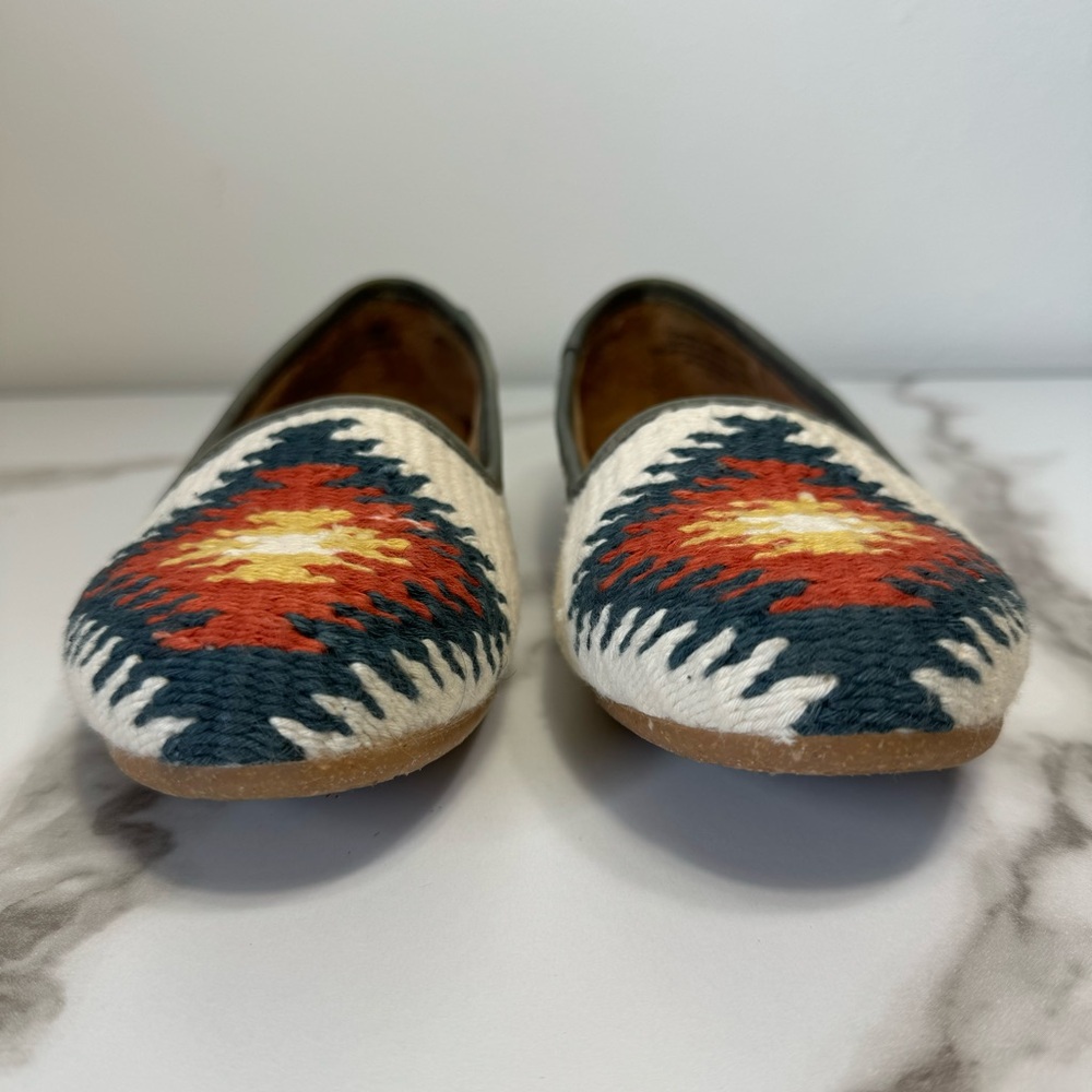 NWOT Born Giselle Woven Cotton Hand Dyed White Vibrant Multicolor Women’s Flats - Picture 5 of 11